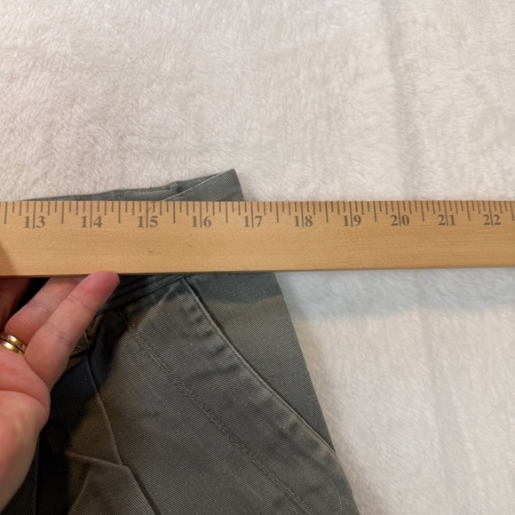 Tip Top Tailors Shorts Mens Size 36 Army Green Pleated Front Golf Casual Vacatio - Picture 6 of 10